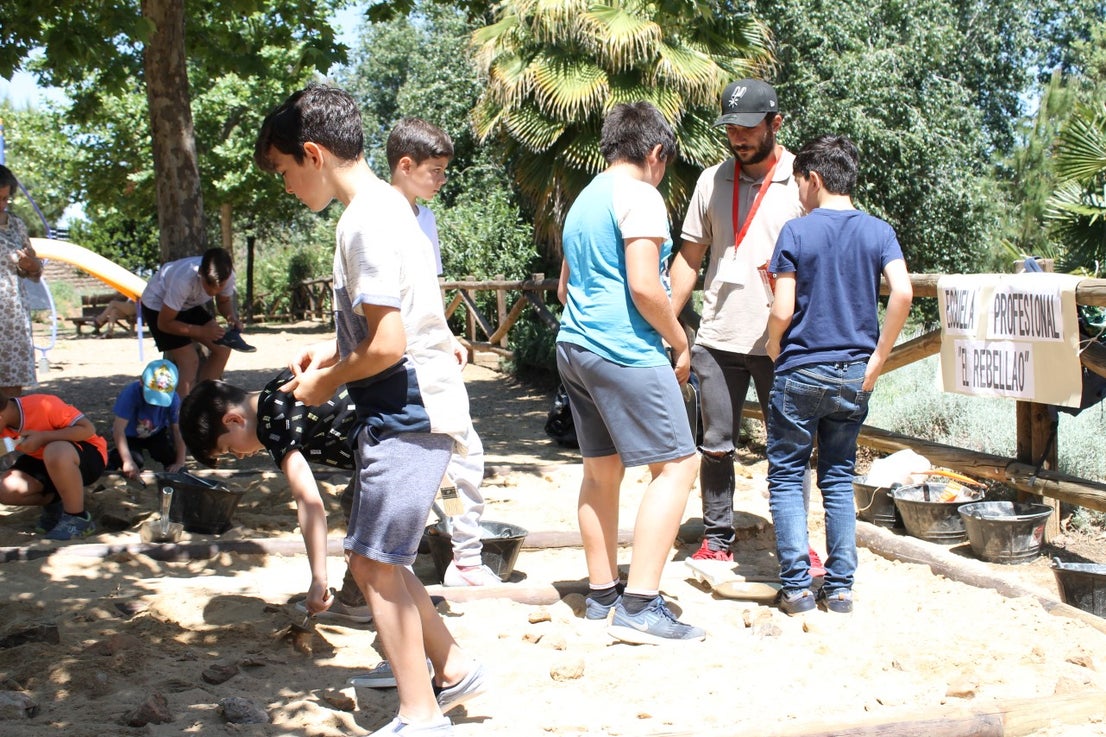 Imágenes de las actividades del sábado de la novena edición de 'Vive la Trashumancia' (04-05-2019)