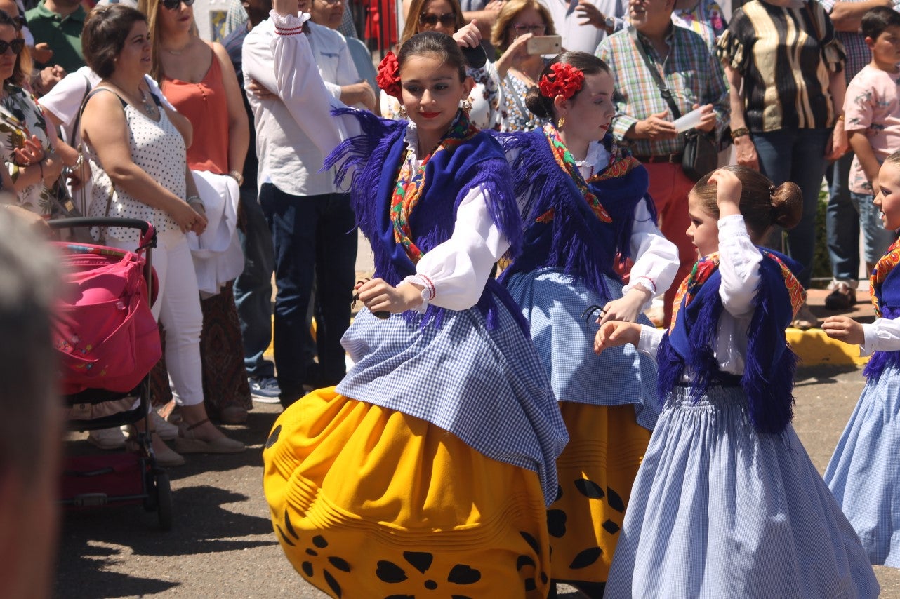 Imágenes de las actividades desarrolladas el domingo en la novena edición de 'vive la Trashumancia' (05-05-2019)