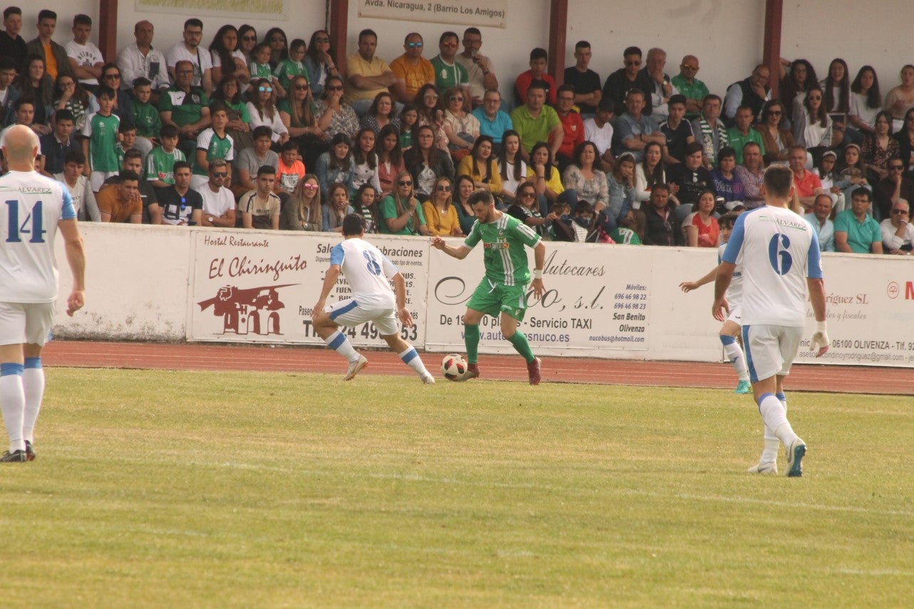 Algunas imágenes del último encuentro de liga de Tercera División disputado en la Ciudad Deportiva de Olivenza y que acabó 3-1 (19-05-2019)
