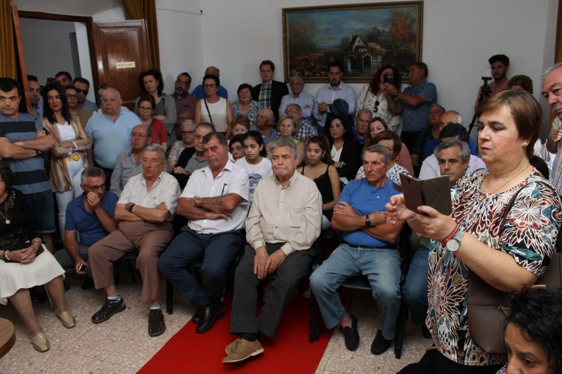 Imágenes del acto de investidura de Manuel Borrego como nuevo alcalde del Ayuntamiento de Valverde de Leganés (15-06-2019)
