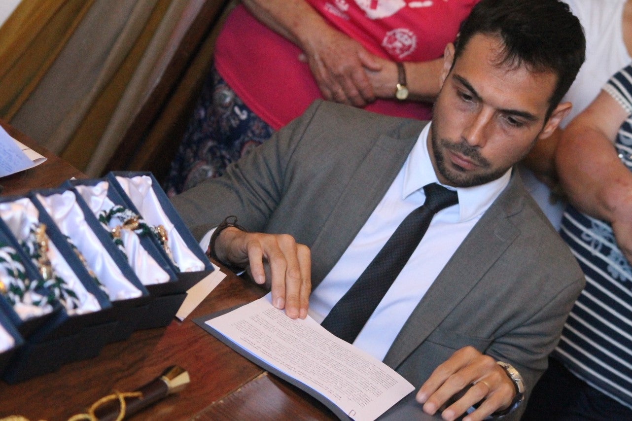 Imágenes del acto de investidura de Manuel Borrego como nuevo alcalde del Ayuntamiento de Valverde de Leganés (15-06-2019)