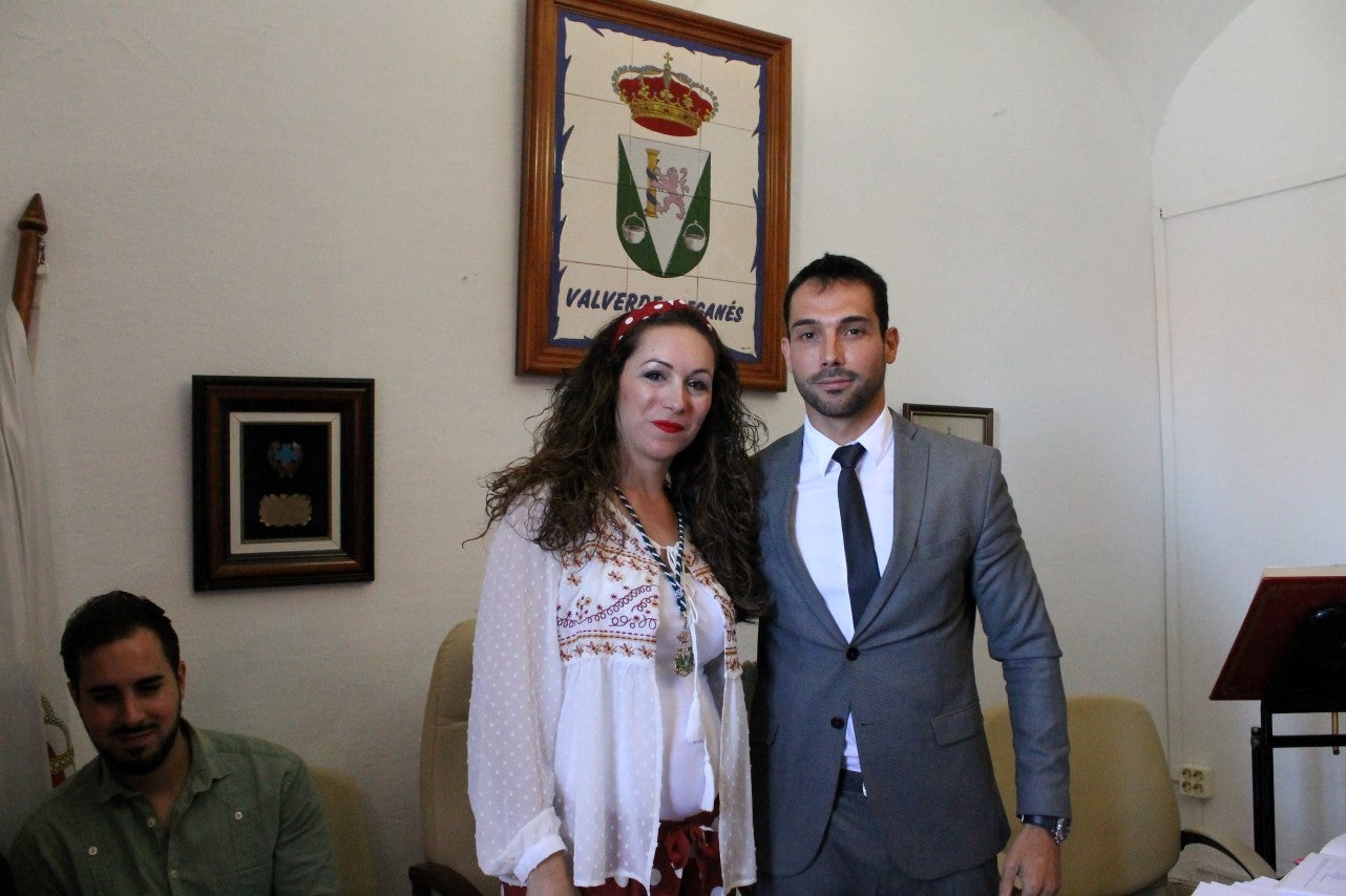 Imágenes del acto de investidura de Manuel Borrego como nuevo alcalde del Ayuntamiento de Valverde de Leganés (15-06-2019)