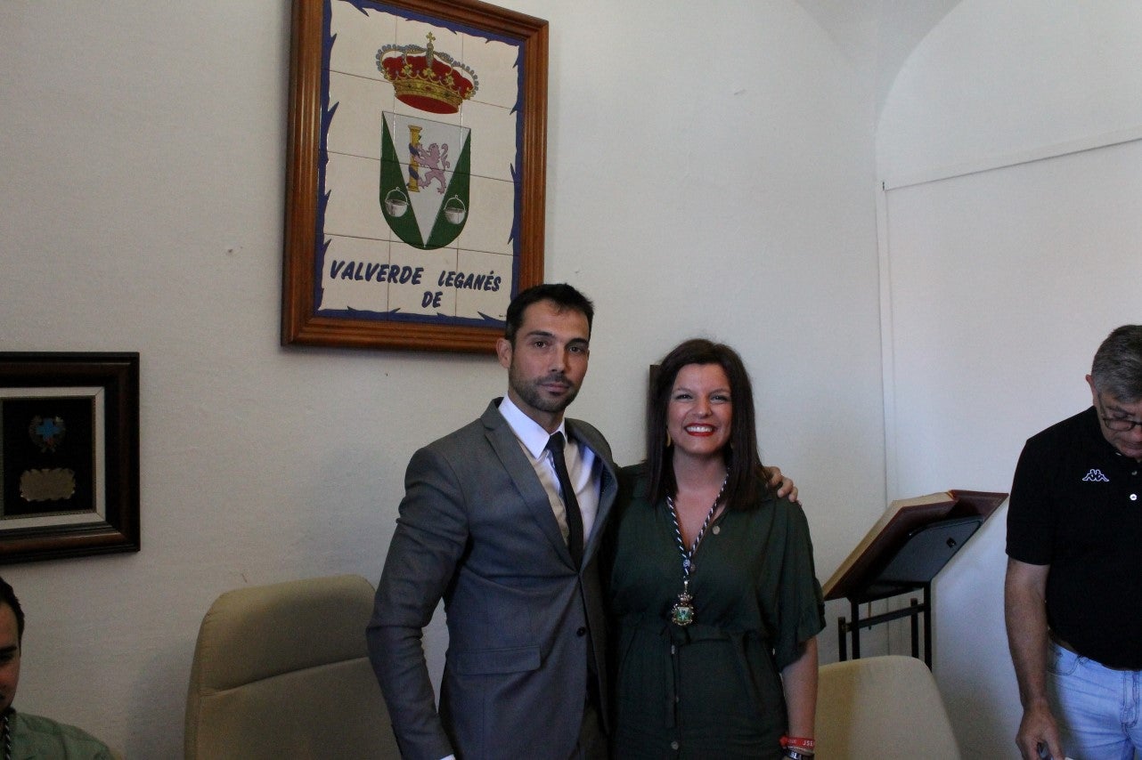 Imágenes del acto de investidura de Manuel Borrego como nuevo alcalde del Ayuntamiento de Valverde de Leganés (15-06-2019)