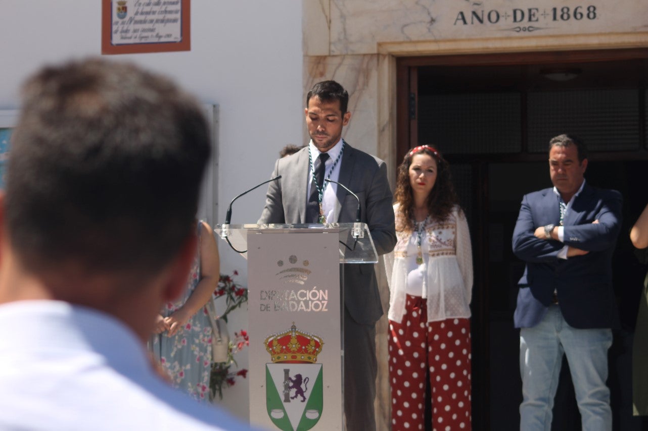 Imágenes del acto de investidura de Manuel Borrego como nuevo alcalde del Ayuntamiento de Valverde de Leganés (15-06-2019)