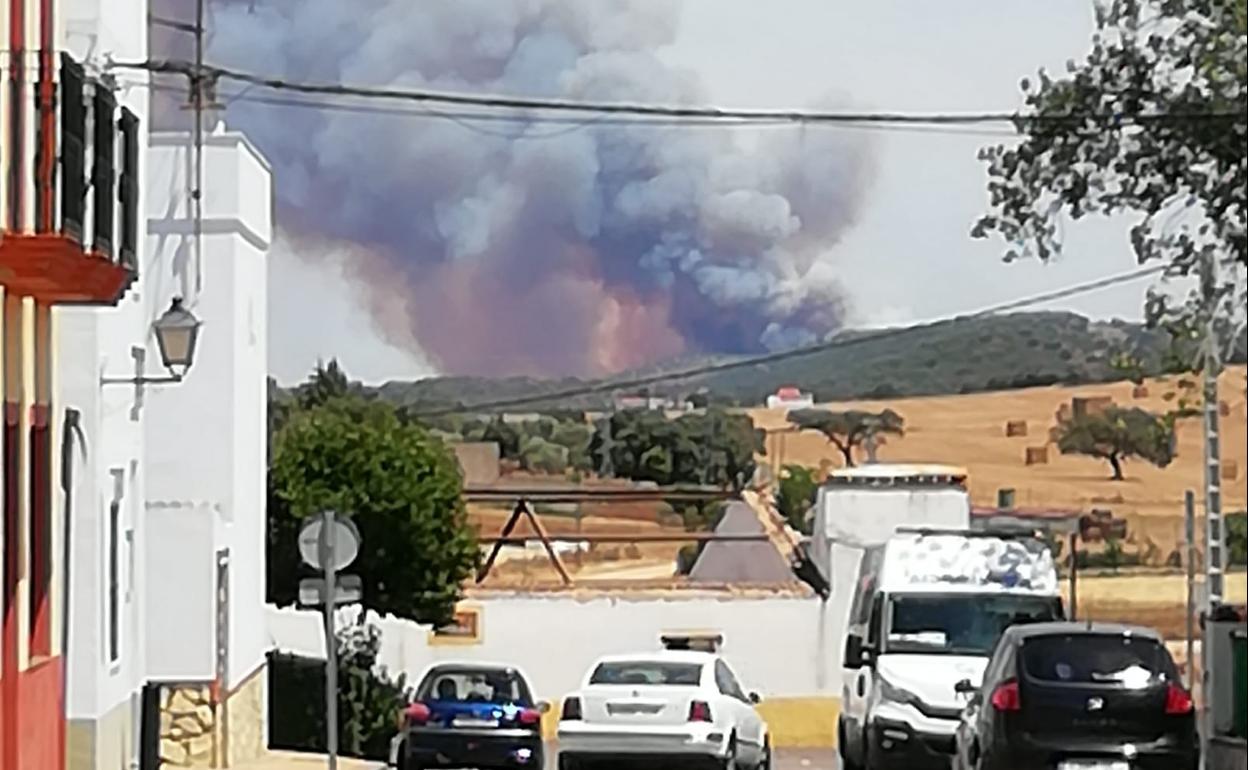 La columna de humo era visible desde toda la localidad