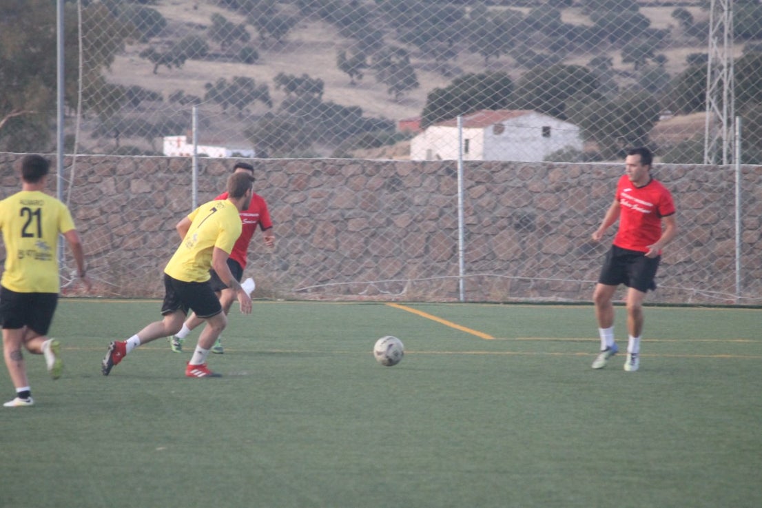 Algunas imágenes de la final y el tercer y cuarto puesto del torneo de verano de fútbol 7 disputado en Valverde de Leganés (01-08-2019)