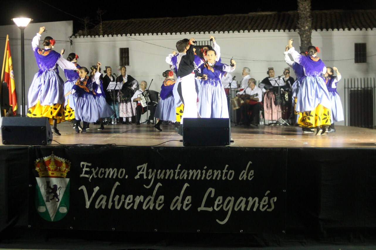 Algunas imágenes del Festival Folklórico Infantil con la participación de los Coros y Danzas de Valverde y de Torrox (06-08-2019)