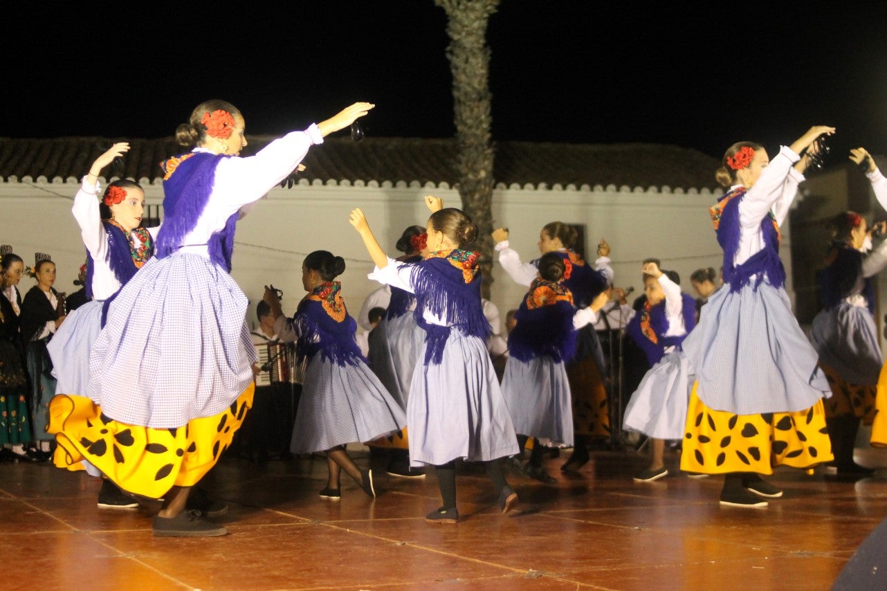 Algunas imágenes del Festival Folklórico Infantil con la participación de los Coros y Danzas de Valverde y de Torrox (06-08-2019)