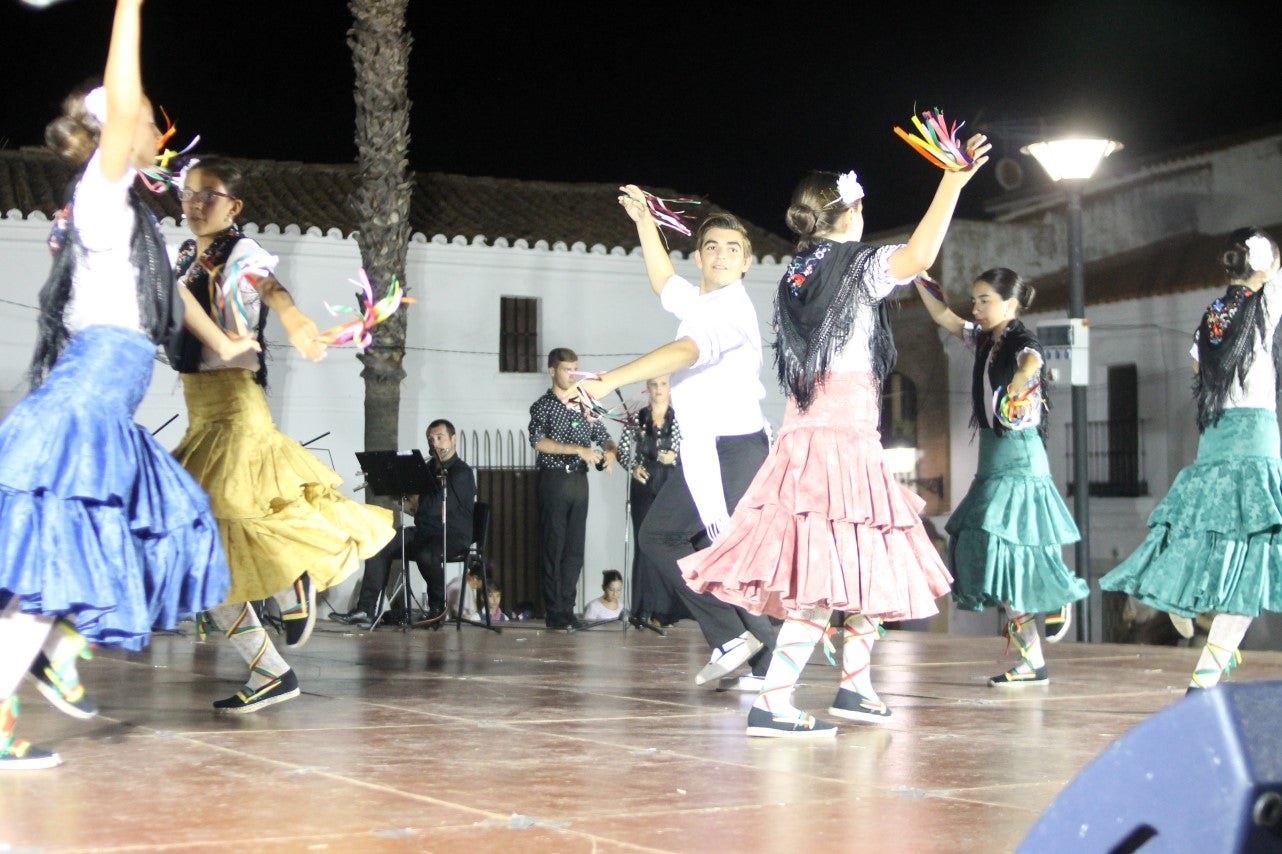Algunas imágenes del Festival Folklórico Infantil con la participación de los Coros y Danzas de Valverde y de Torrox (06-08-2019)