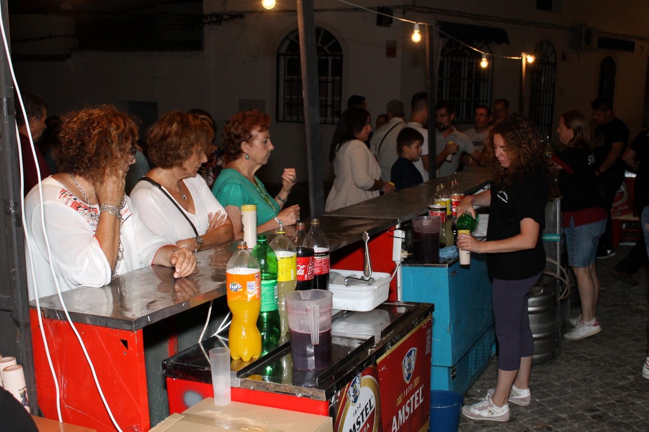 Algunas imágenes de la fiesta de 'Los Bartolos' celebrada en la plaza de la Constitución y sus alrededores (10-08-2019)