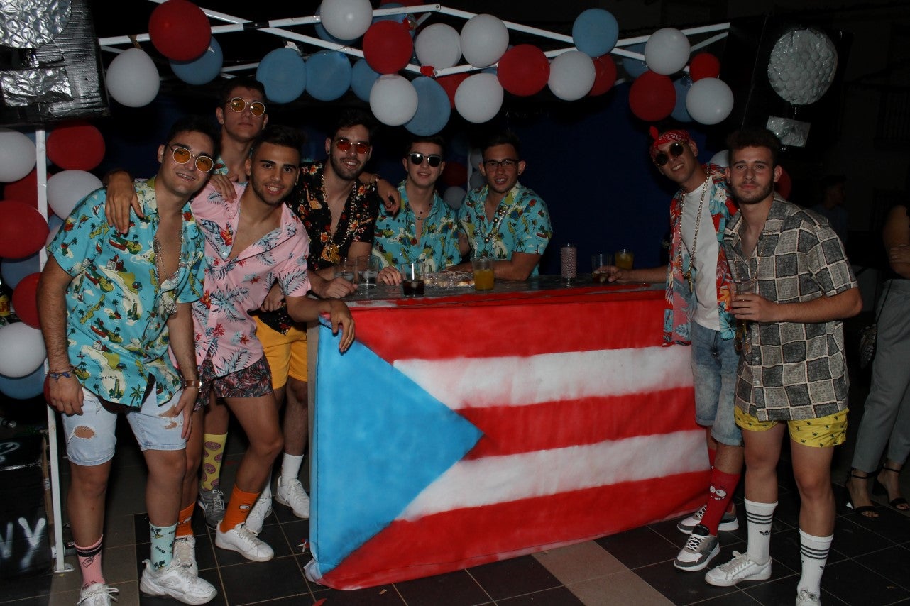 Algunas imágenes de la fiesta de 'Los Bartolos' celebrada en la plaza de la Constitución y sus alrededores (10-08-2019)