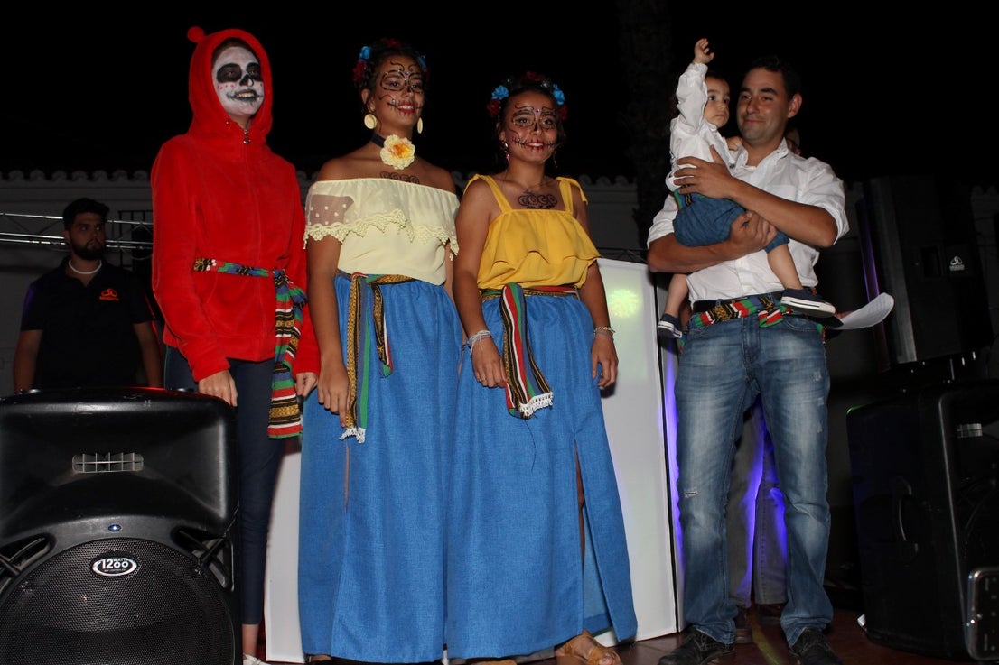 Algunas imágenes de la fiesta de 'Los Bartolos' celebrada en la plaza de la Constitución y sus alrededores (10-08-2019)