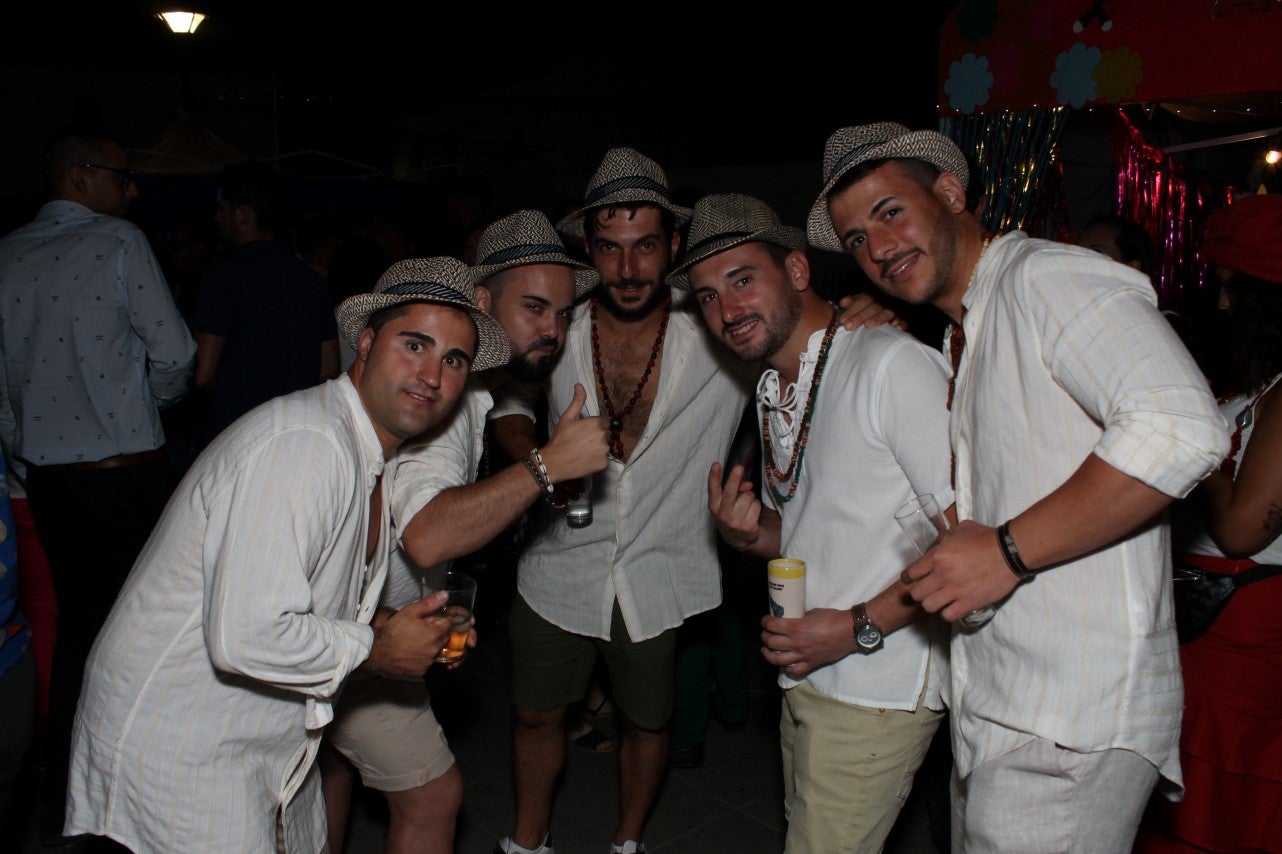 Algunas imágenes de la fiesta de 'Los Bartolos' celebrada en la plaza de la Constitución y sus alrededores (10-08-2019)