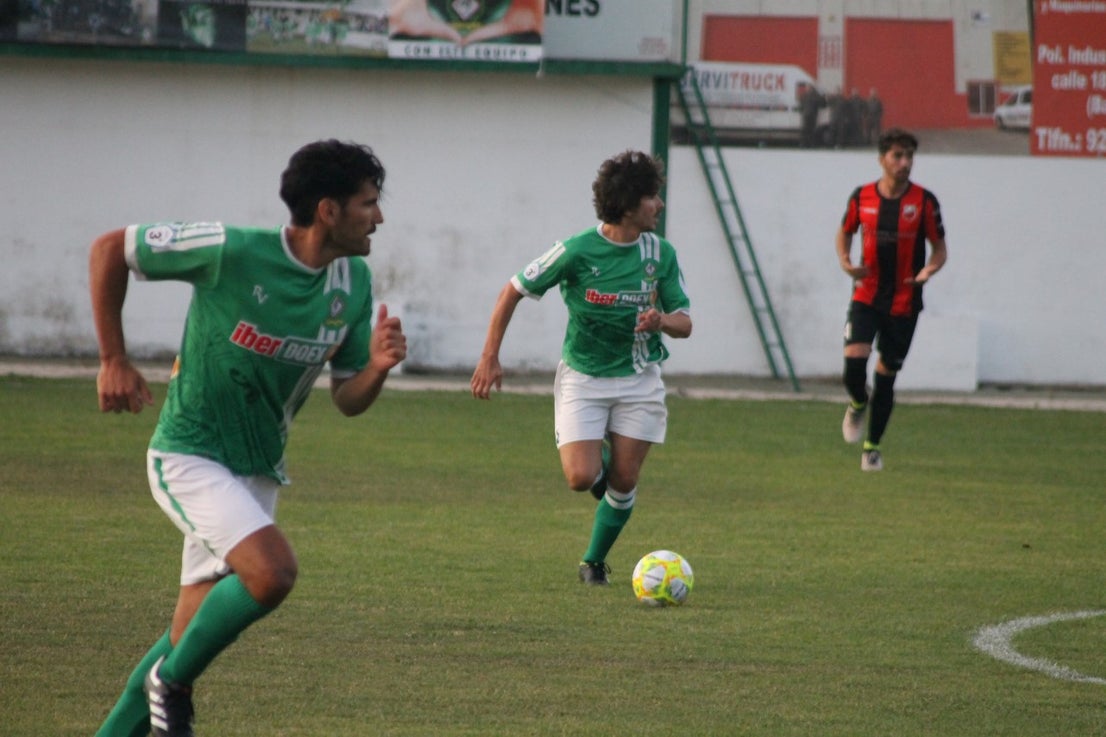 Algunas imágenes del encuentro de cuartos de la Copa Federación entre el Racing Valverdeño y el Llerenense que finalizó con 3-0 (11-08-2019)