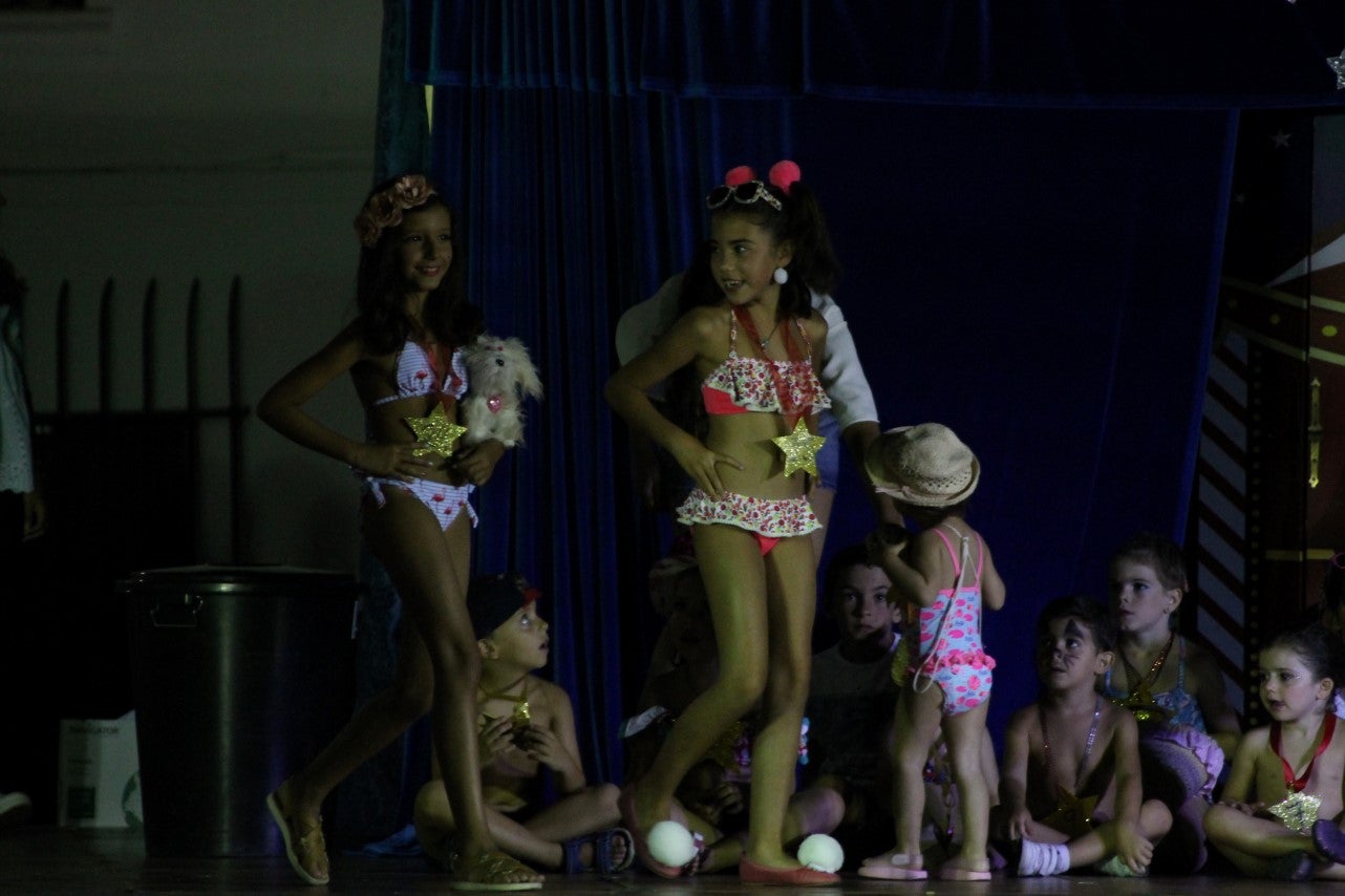 Imágenes del desfile infantil 2019 que tuvo lugar en la plaza de la Constitución (08-08-2019)