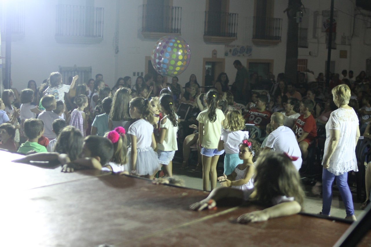 Imágenes del desfile infantil 2019 que tuvo lugar en la plaza de la Constitución (08-08-2019)