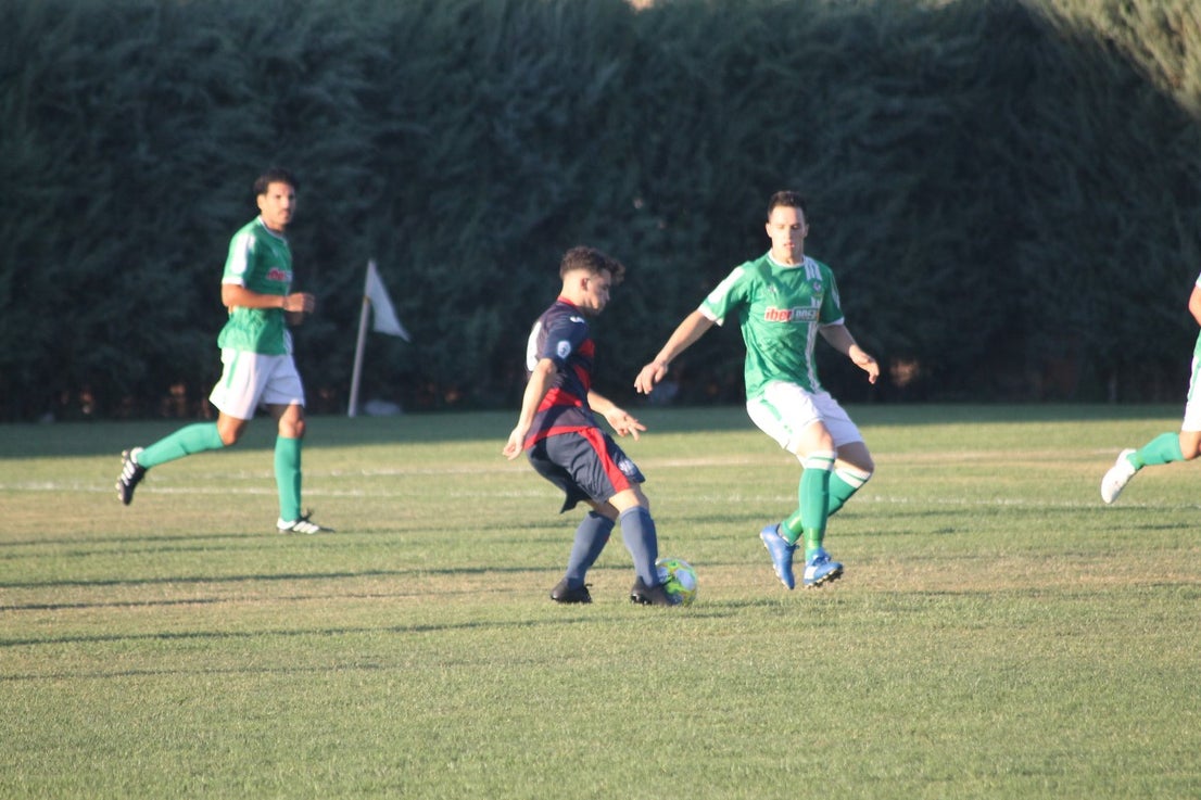 Imágenes de la semifinal de la Copa Federación que han jugado Racing Valverdeño y Arroyo en el Municipal de San Roque y que finalizó con 0-1 (18-08-2019)