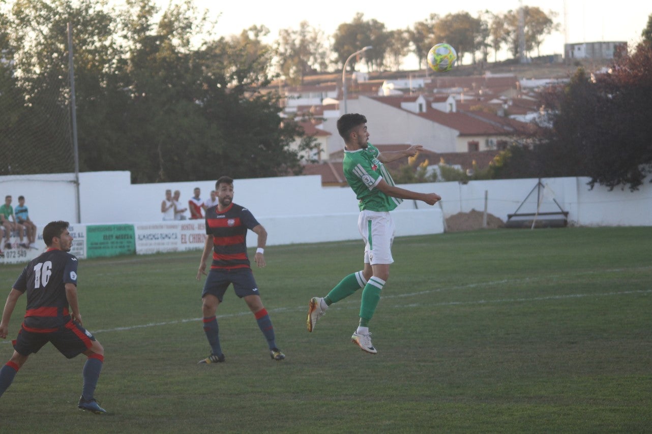 Imágenes de la semifinal de la Copa Federación que han jugado Racing Valverdeño y Arroyo en el Municipal de San Roque y que finalizó con 0-1 (18-08-2019)