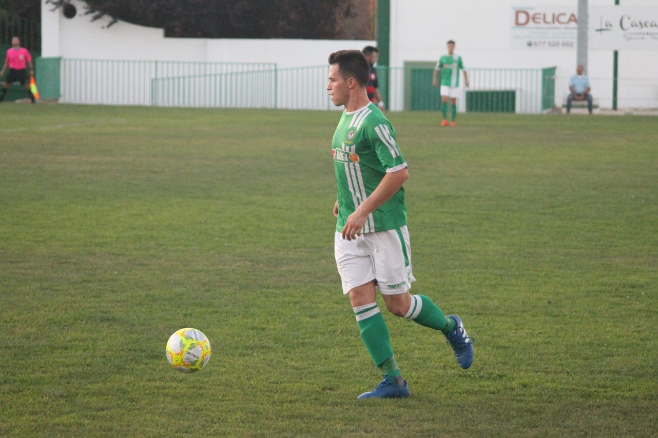 Imágenes de la semifinal de la Copa Federación que han jugado Racing Valverdeño y Arroyo en el Municipal de San Roque y que finalizó con 0-1 (18-08-2019)