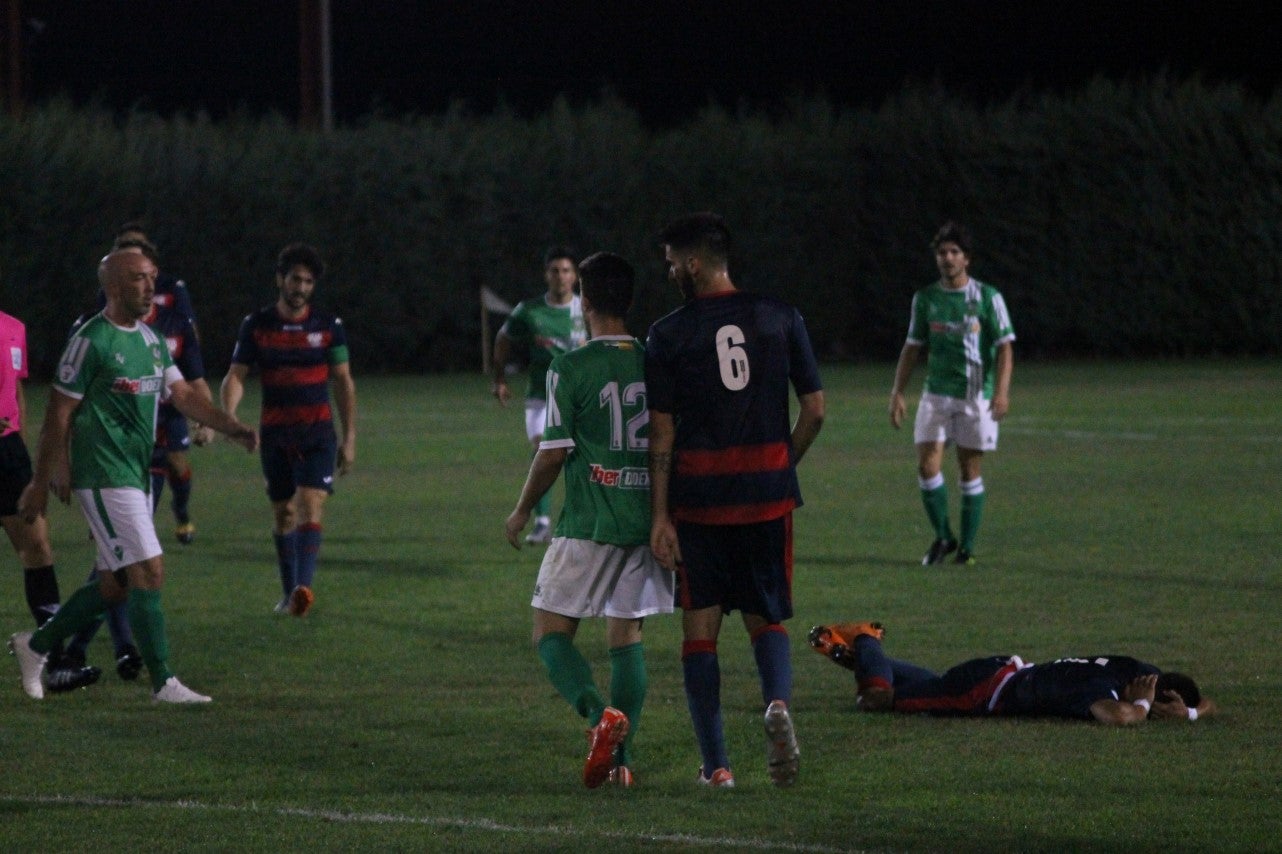 Imágenes de la semifinal de la Copa Federación que han jugado Racing Valverdeño y Arroyo en el Municipal de San Roque y que finalizó con 0-1 (18-08-2019)