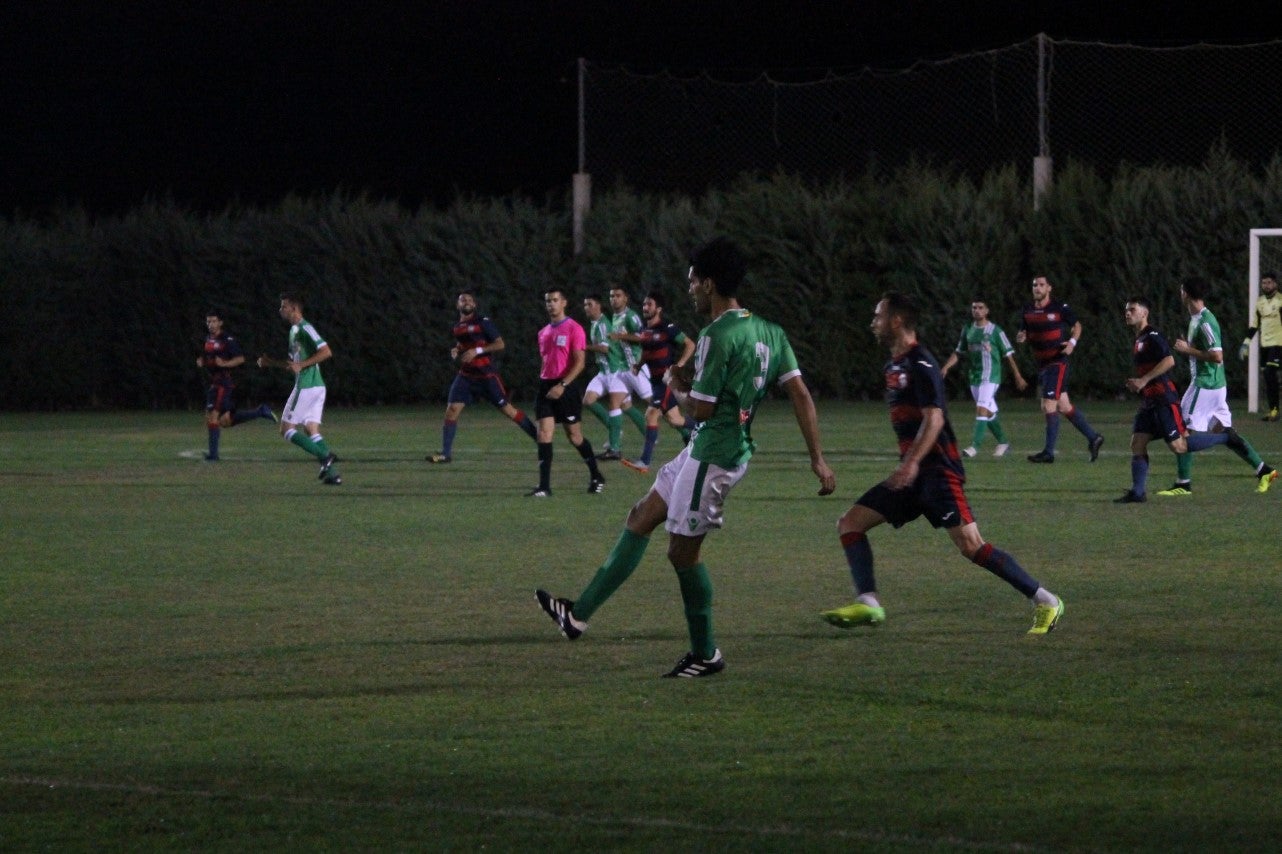 Imágenes de la semifinal de la Copa Federación que han jugado Racing Valverdeño y Arroyo en el Municipal de San Roque y que finalizó con 0-1 (18-08-2019)