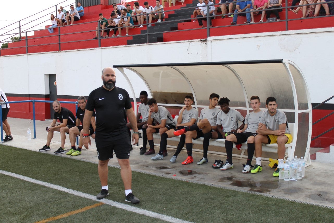 Algunas imágenes del encuentro de la segunda jornada de Tercera División disputado en el Emilio Macarro de Montijo y que terminó 2-1 (01-09-2019)