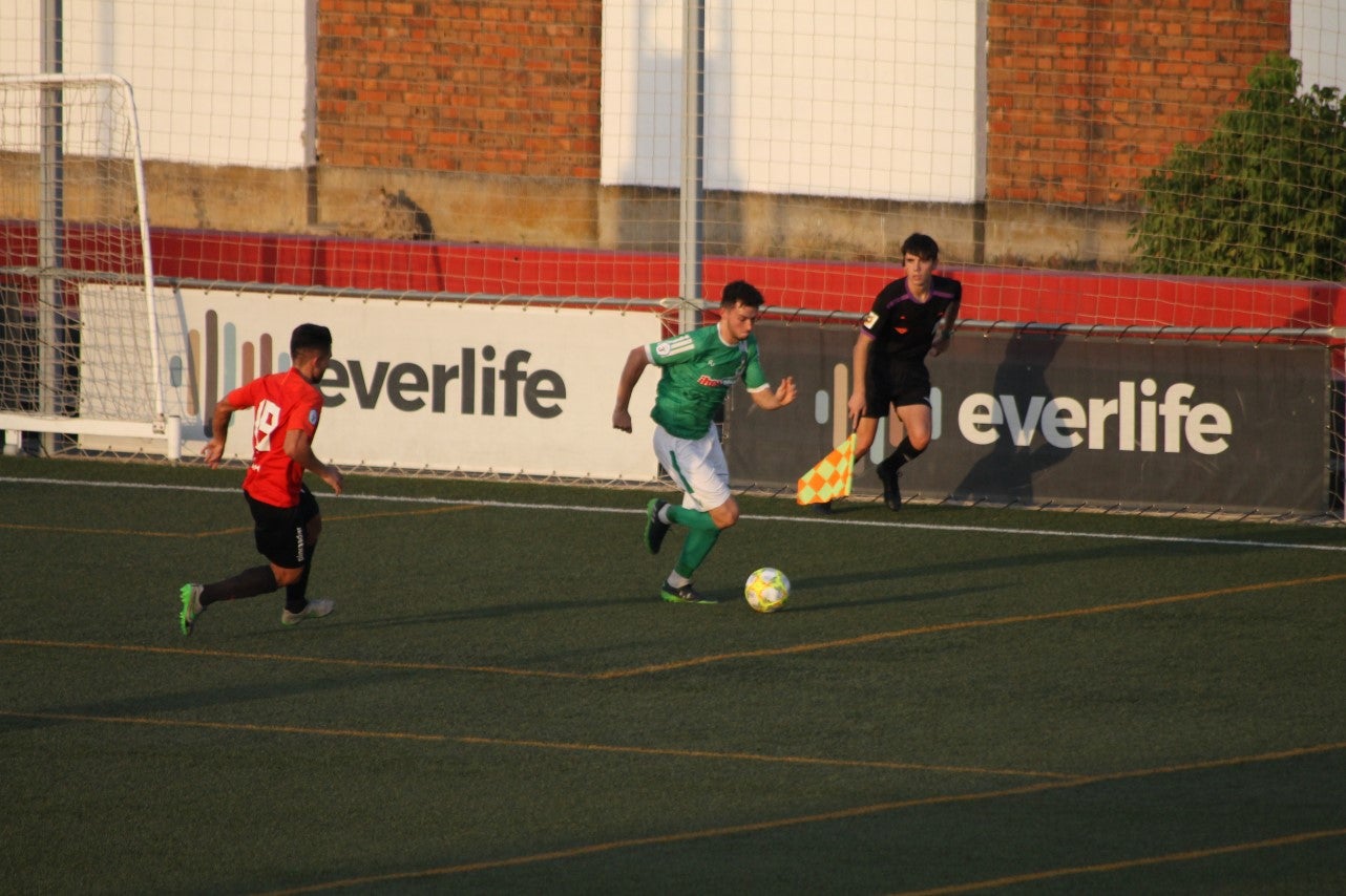 Algunas imágenes del encuentro de la segunda jornada de Tercera División disputado en el Emilio Macarro de Montijo y que terminó 2-1 (01-09-2019)