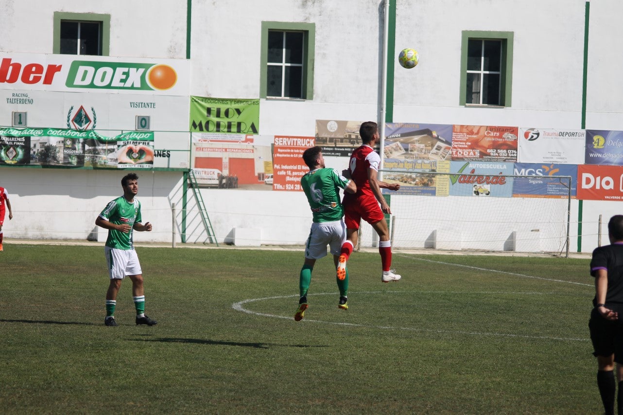 Algunas imágenes del encuentro de la tercera jornada de liga de Tercera División disputado en el Municipal de San Roque y que acabó 2-5 (08-09-2019)