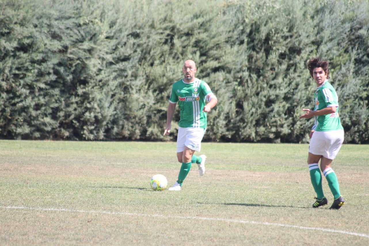 Algunas imágenes del encuentro de la tercera jornada de liga de Tercera División disputado en el Municipal de San Roque y que acabó 2-5 (08-09-2019)