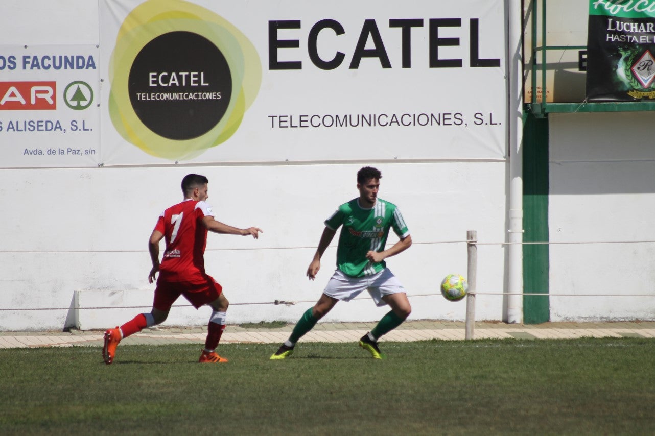 Algunas imágenes del encuentro de la tercera jornada de liga de Tercera División disputado en el Municipal de San Roque y que acabó 2-5 (08-09-2019)