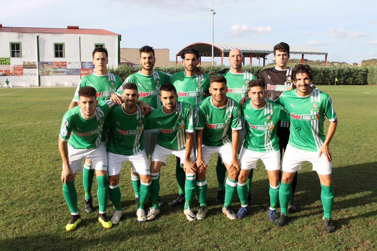 Algunas imágenes del encuentro de la quinta jornada de liga de Tercera División disputado en el Municipal de San Roque y que acabó en empate a cero. (22-09-2019)
