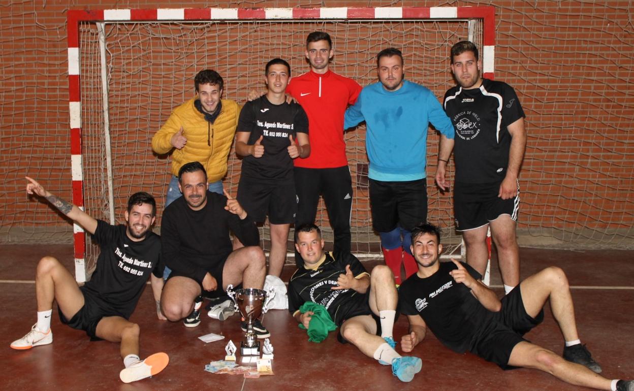 Los Pisos, campeones de fútbol sala