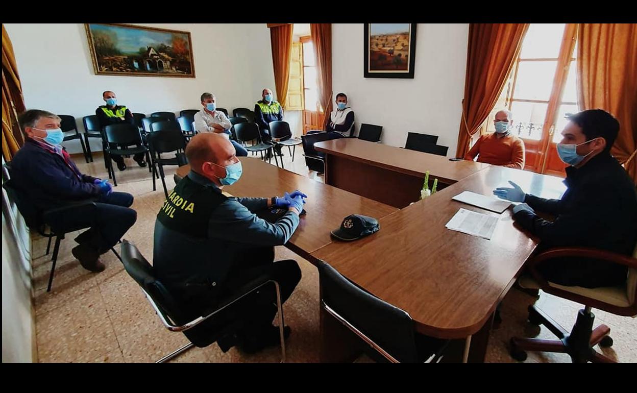 Las Juntas de Seguridad y de Gobierno Local se reúnen para coordinar el plan de desescalada