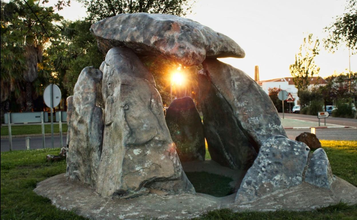 Replica del Dolmen El Rebellao