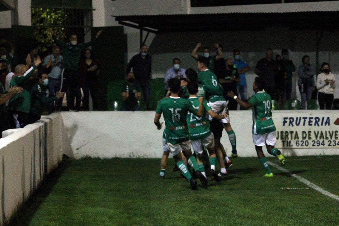 Fotos: Racing Valverdeño - Olivenza (II)