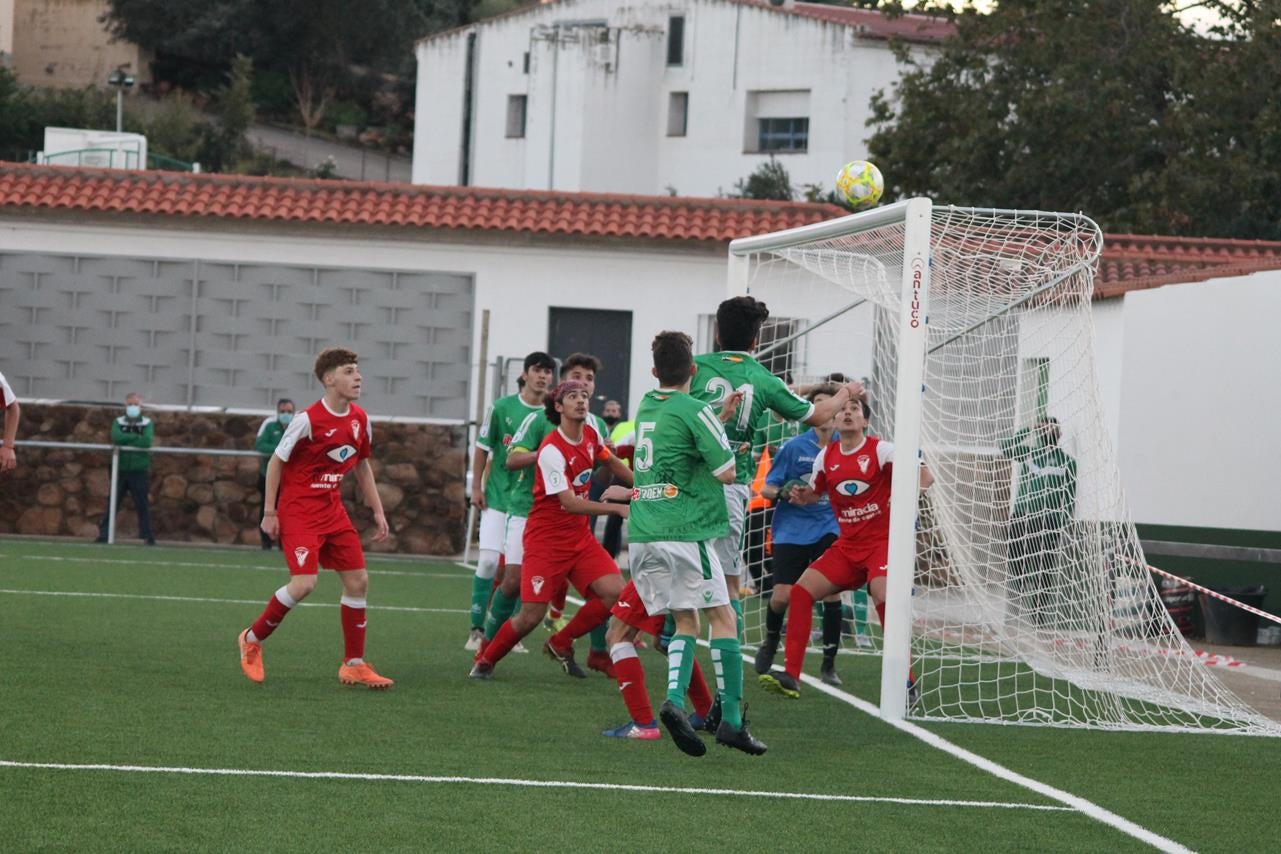 Fotos: Juveniles Racing Valverdeño – Fuente de Cantos