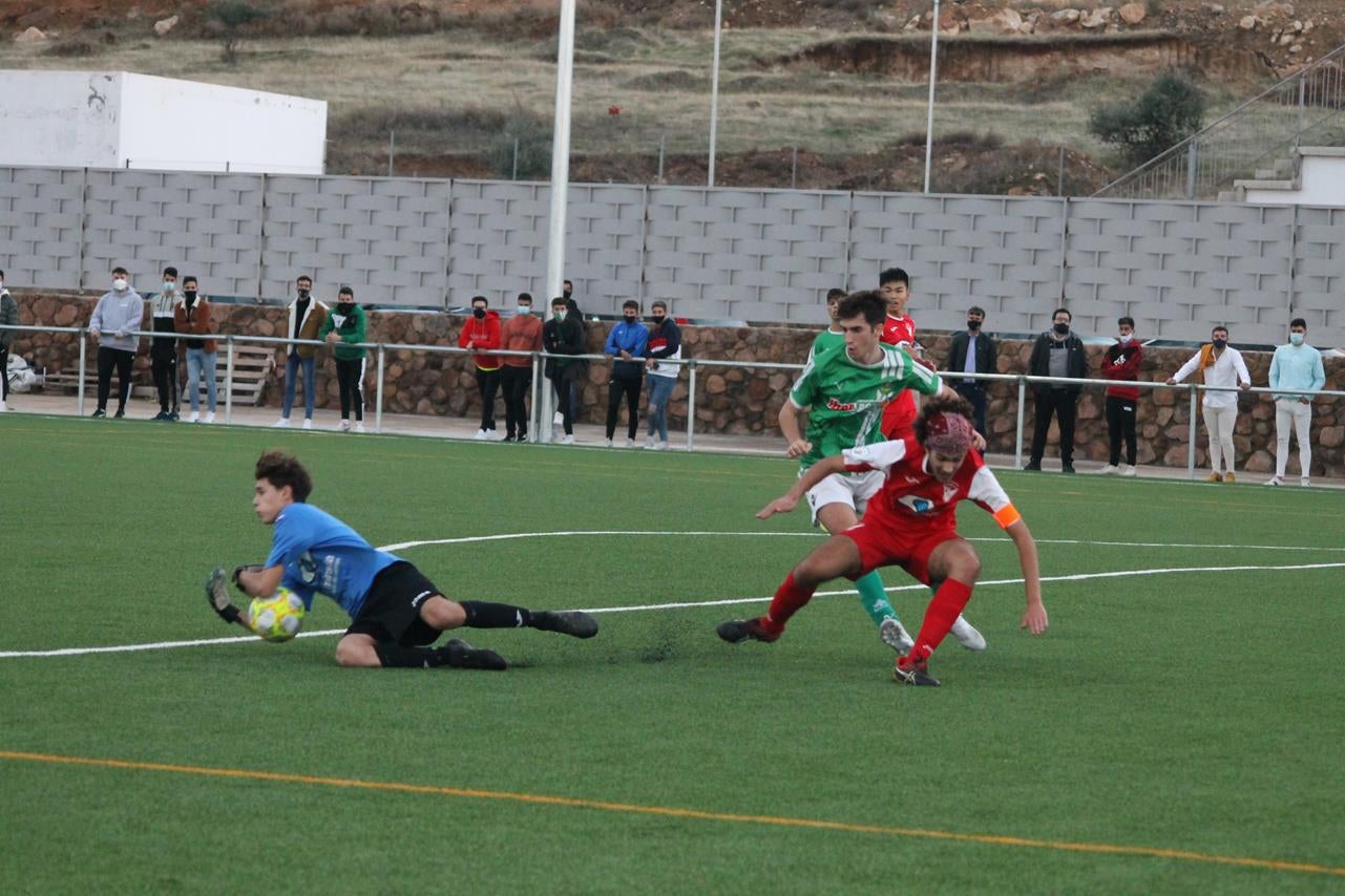Fotos: Juveniles Racing Valverdeño – Fuente de Cantos