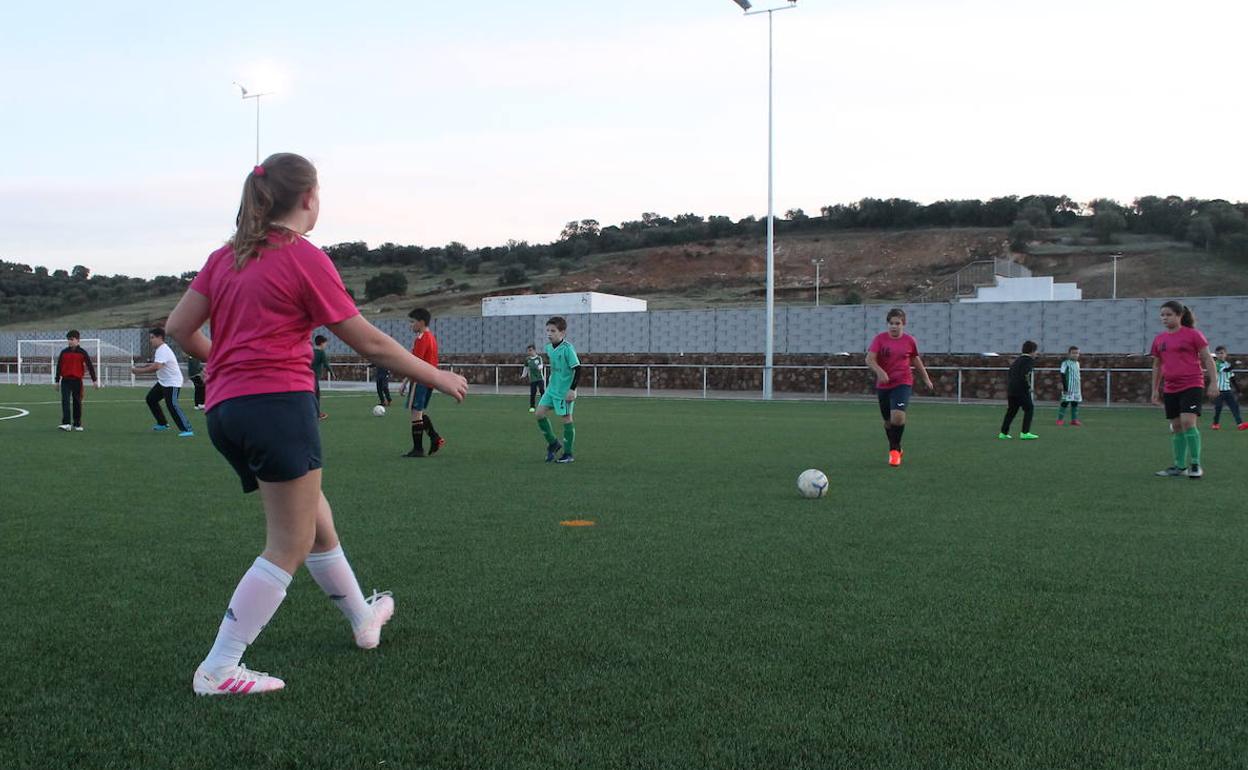 Los equipos de fútbol base ya están entrenando