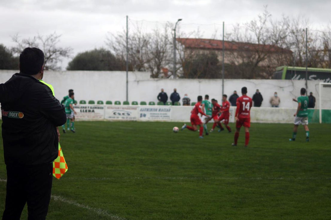 Fotos: Racing Valverdeño - Cacereño (II)