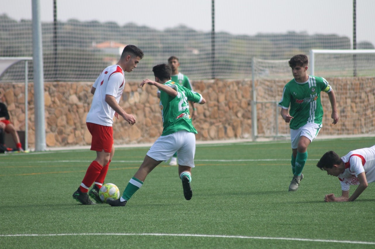 Fotos: Juveniles: Racing Valverdeño – Gran Maestre (I)