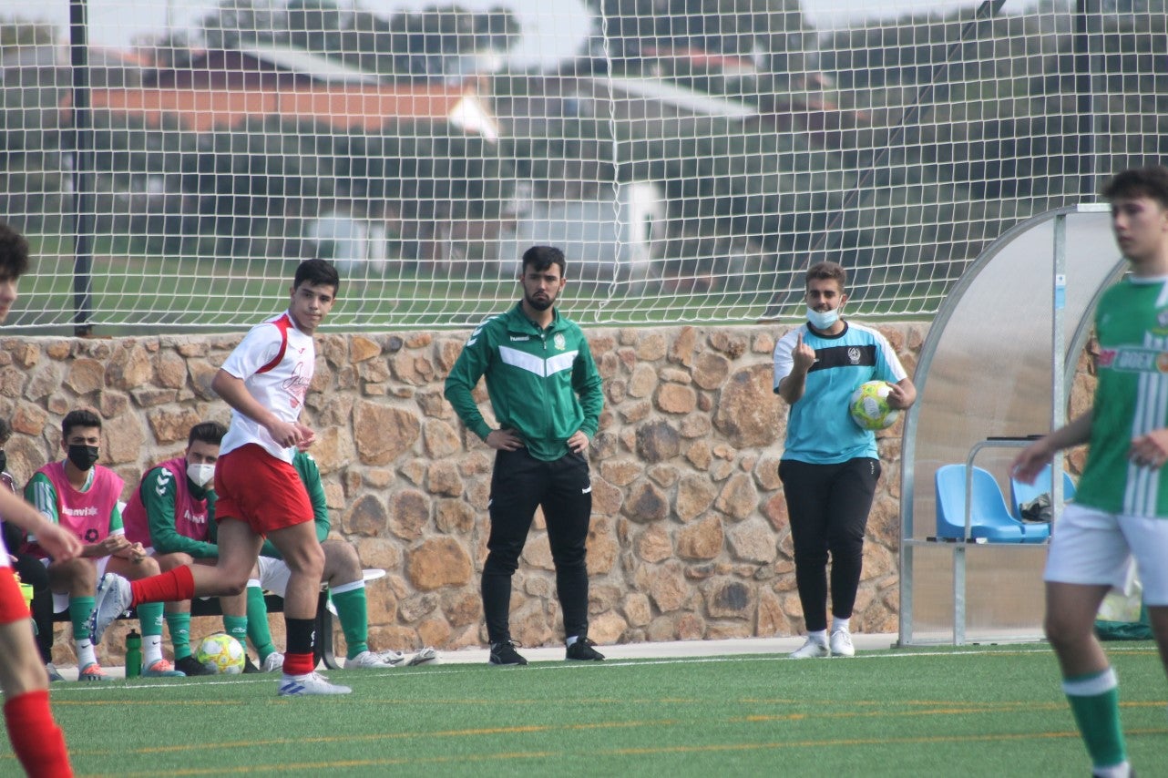 Fotos: Juveniles: Racing Valverdeño – Gran Maestre (I)