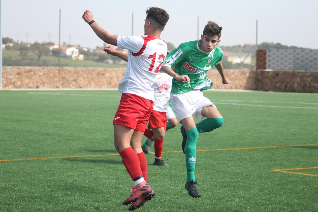 Fotos: Juveniles: Racing Valverdeño – Gran Maestre (II)