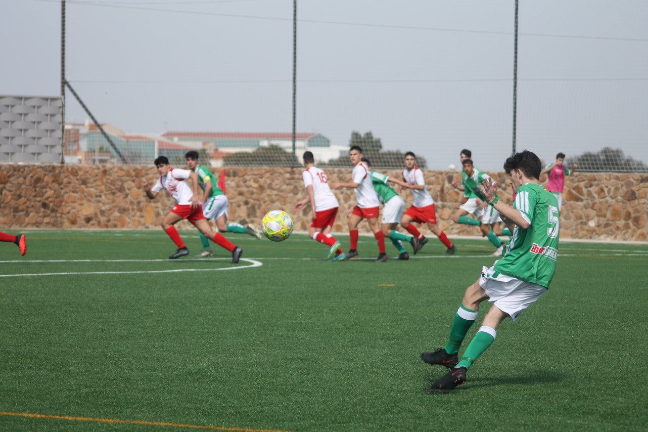 Fotos: Juveniles: Racing Valverdeño – Gran Maestre (II)