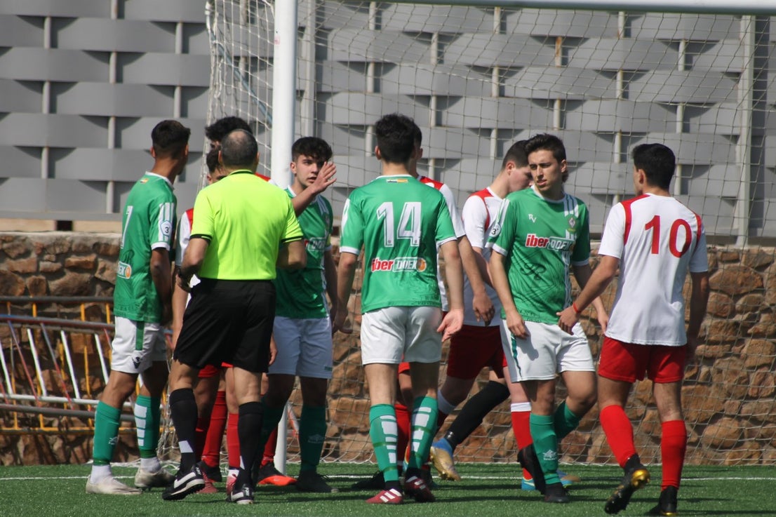 Fotos: Juveniles: Racing Valverdeño – Gran Maestre (II)