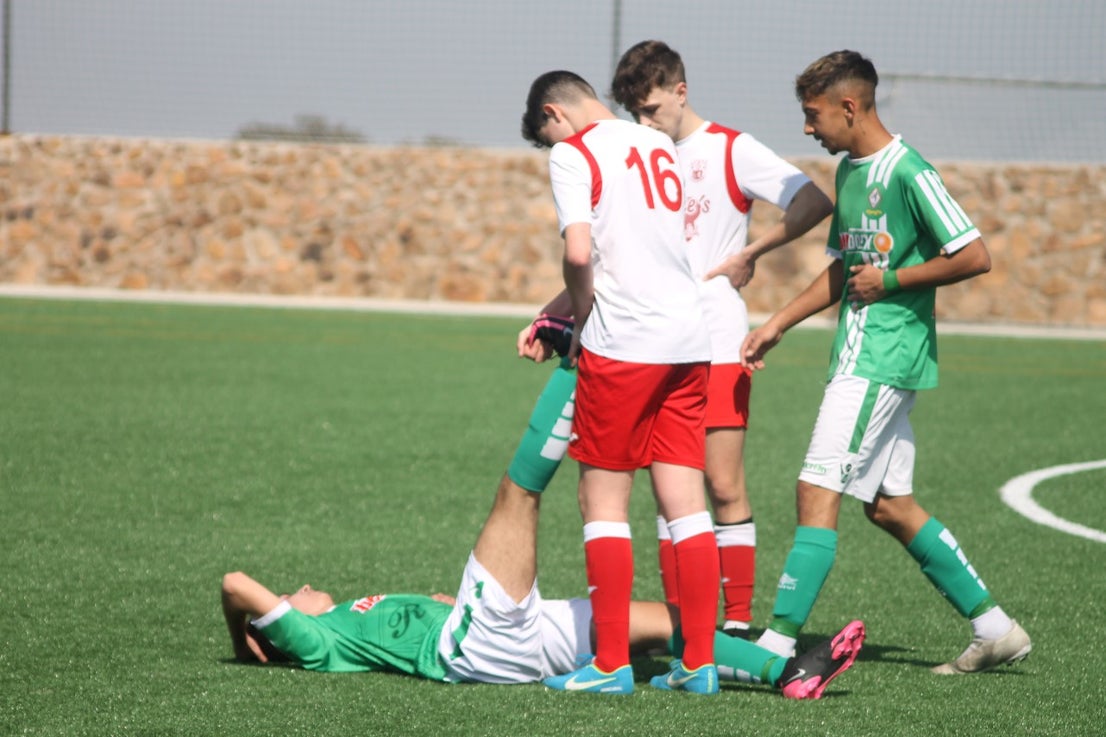 Fotos: Juveniles: Racing Valverdeño – Gran Maestre (III)