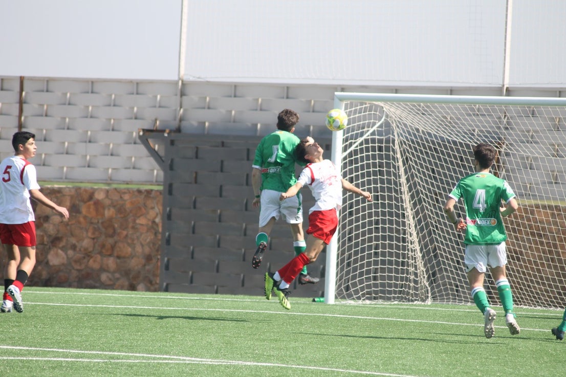Fotos: Juveniles: Racing Valverdeño – Gran Maestre (III)