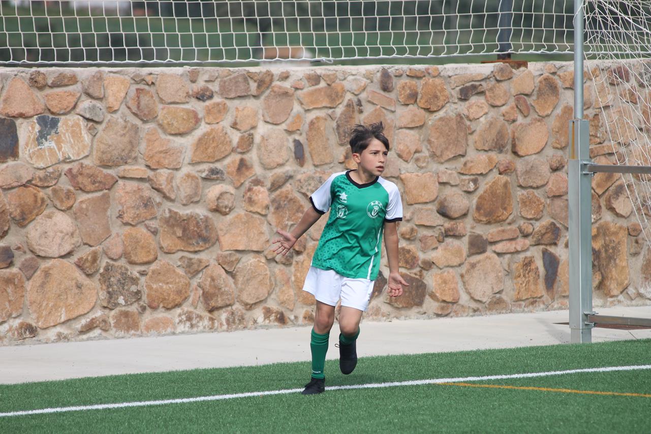 Sergio celebra su gol