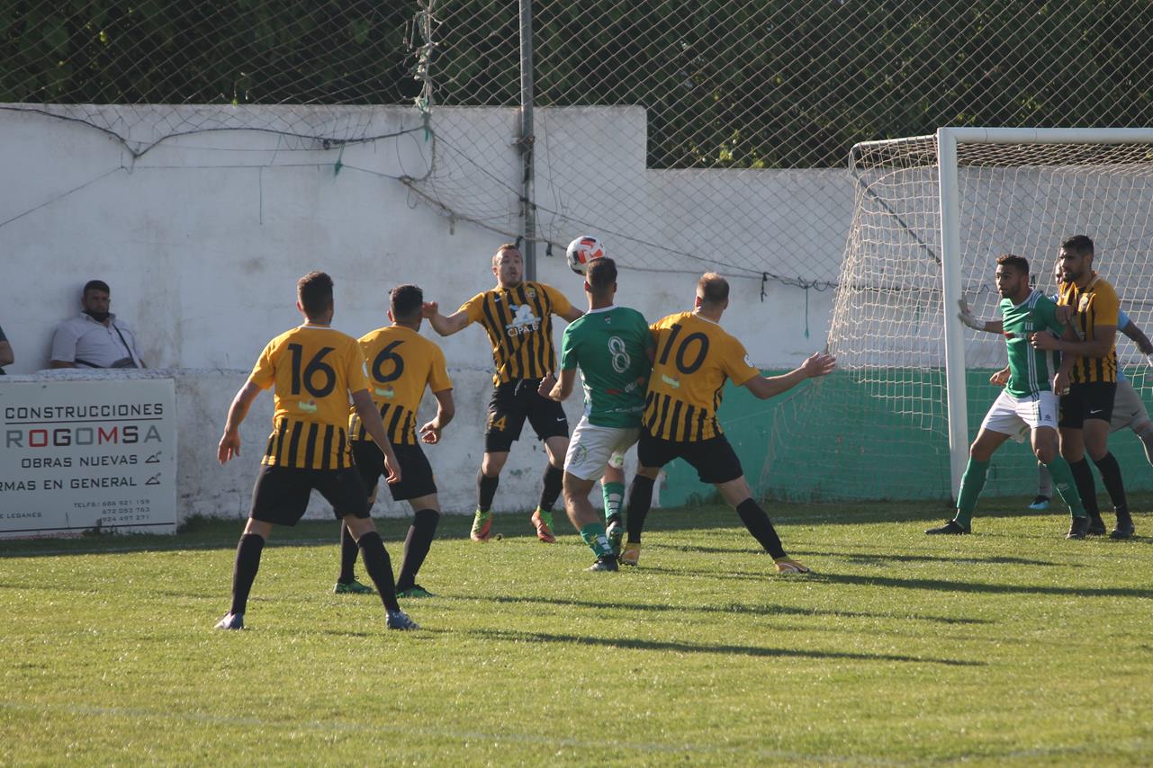 Fotos: Racing Valverdeño – AD Lobón (III)