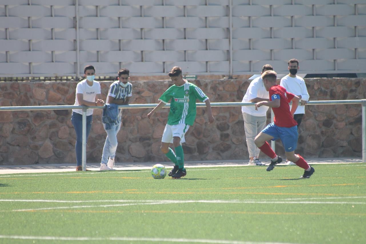 Fotos: Juveniles: Racing Valverdeño – UC La Estrella (I)