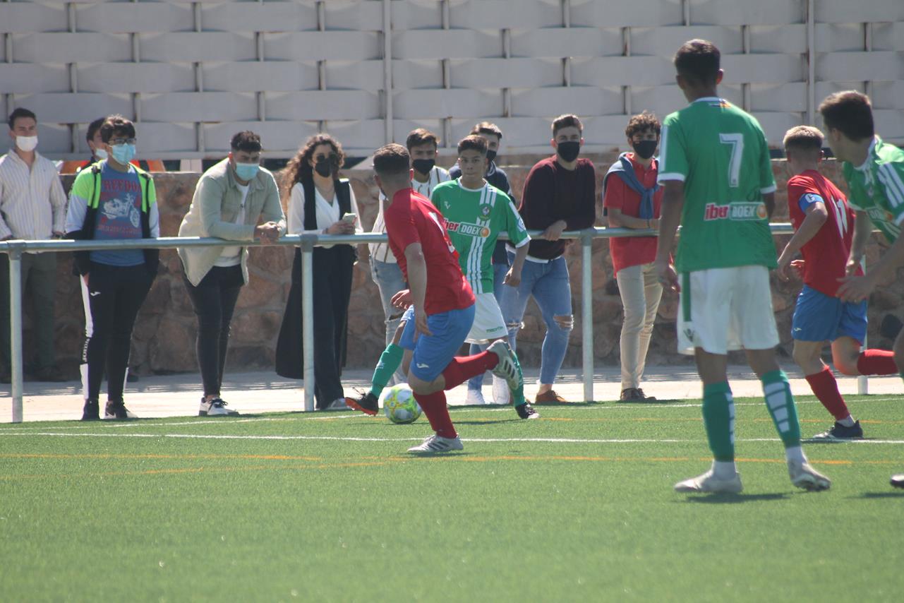 Fotos: Juveniles: Racing Valverdeño – UC La Estrella (I)